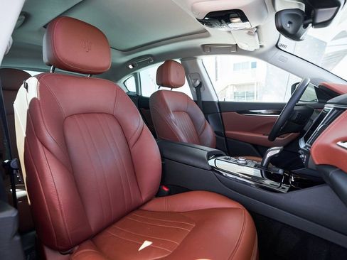 Used 2022 Maserati Levante GT image 25