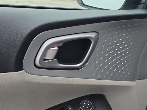 New 2025 Kia Soul LX image 20