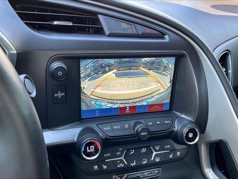Used 2019 Chevrolet Corvette Stingray Convertible w/ 2LT Preferred Equipment Group RWD image 21