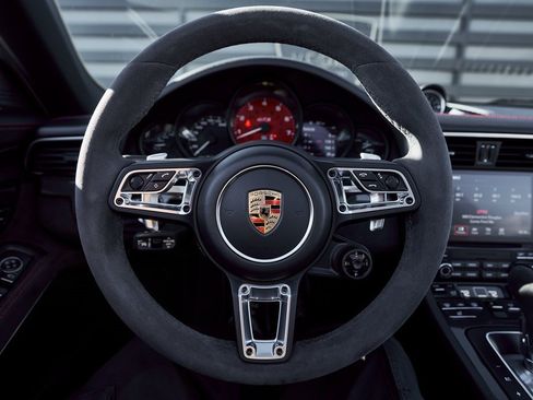 Used 2019 Porsche 911 Targa 4 GTS image 44