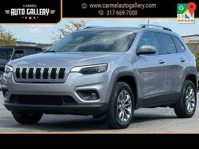 Used 2019 Jeep Cherokee Latitude Plus w/ Comfort/Convenience Group