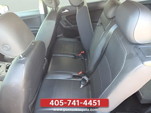 Used 2020 Volkswagen Tiguan SE FWD image 22