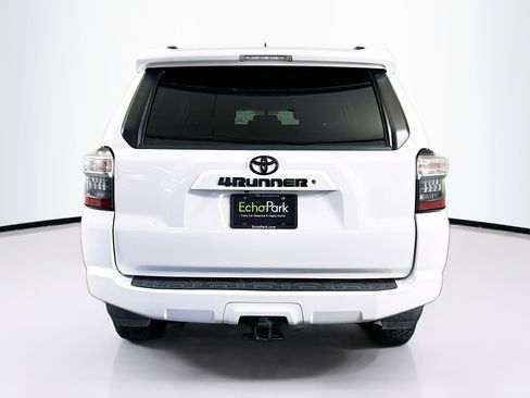 Used 2019 Toyota 4Runner SR5 Premium image 7