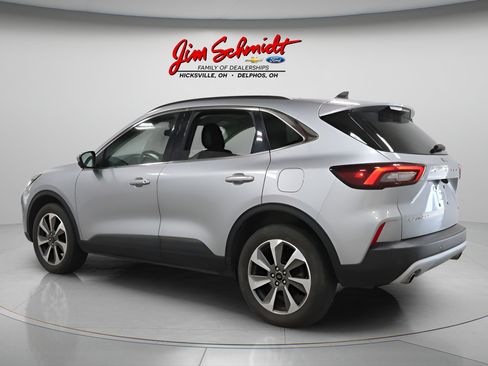Used 2024 Ford Escape Platinum AWD/4WD image 4