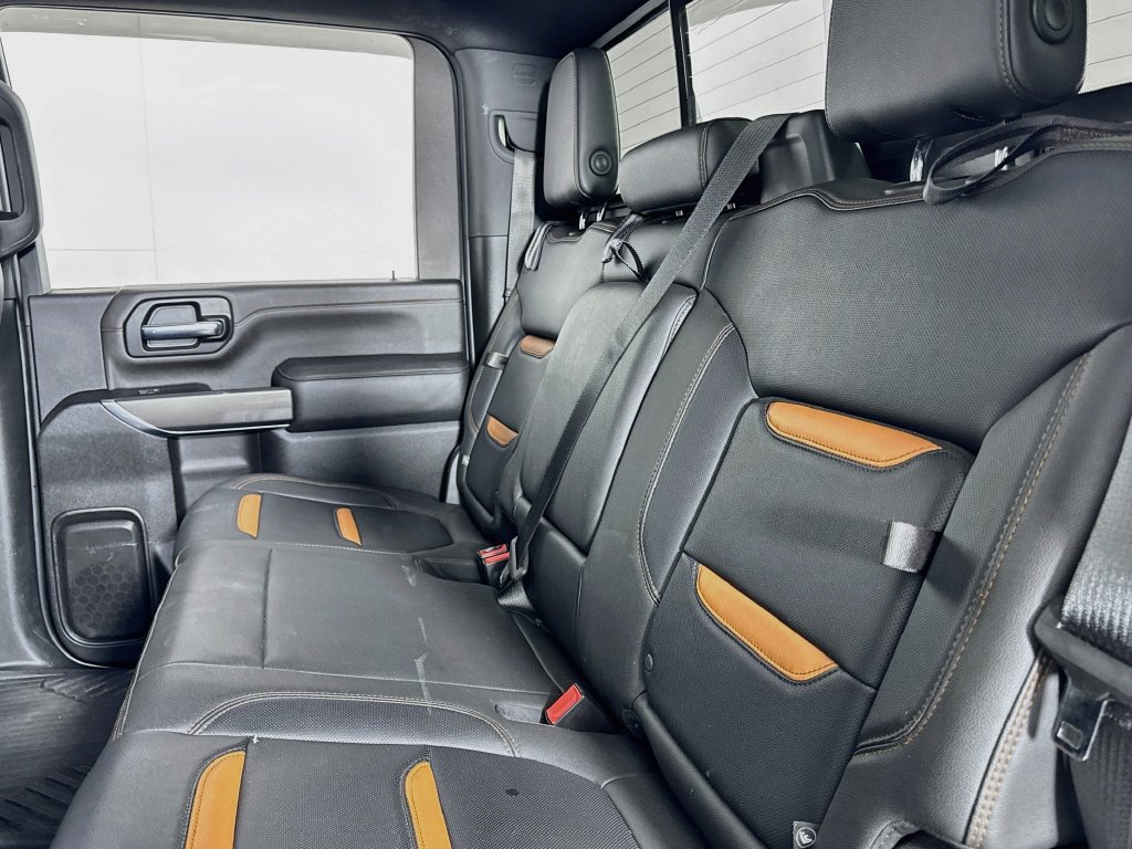 Used 2022 GMC Sierra 3500 AT4 w/ AT4 Preferred Package AWD/4WD image 10