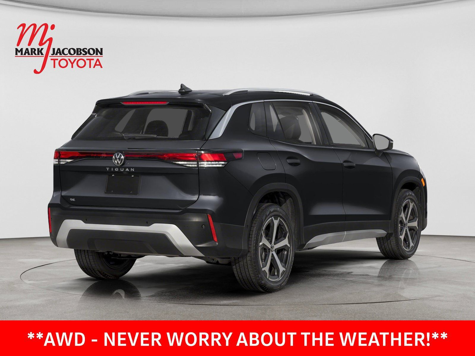 Used 2026 Volkswagen Tiguan SE AWD/4WD image 3
