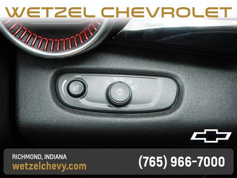 Used 2026 Chevrolet Trax RS FWD image 27
