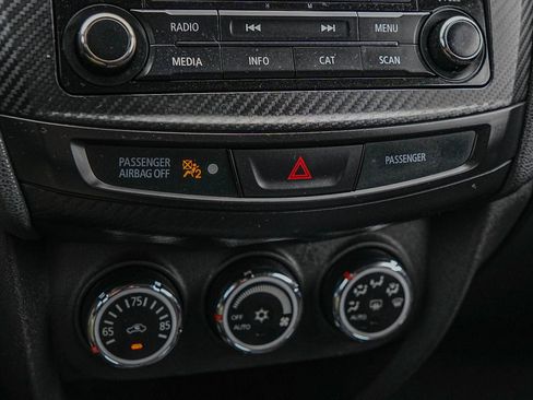 Used 2017 Mitsubishi Outlander Sport ES image 31