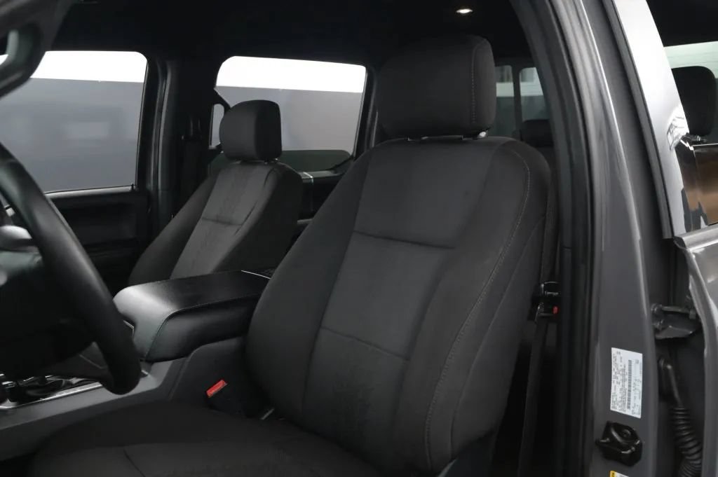 Used 2020 Ford F150 XLT w/ Equipment Group 302A Luxury AWD/4WD image 43