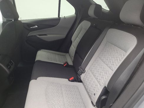 Used 2023 Chevrolet Equinox LT w/ Driver Convenience Package image 18