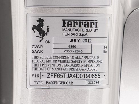 Used 2013 Ferrari California image 20