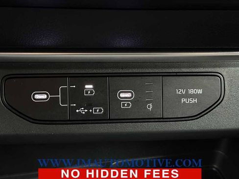 Used 2025 Kia Carnival SX Prestige image 37