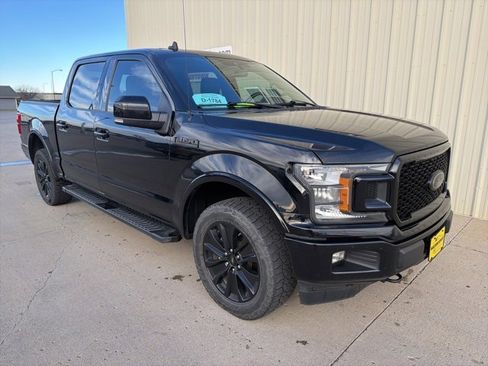 Used 2020 Ford F150 Lariat image 2