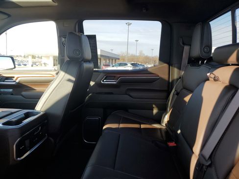 Certified 2022 GMC Sierra 1500 Denali image 32