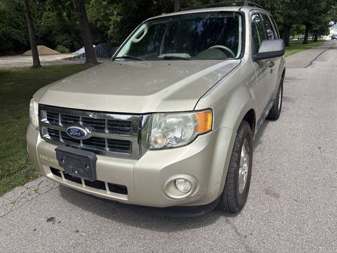 Used 2010 Ford Escape XLT FWD image 17