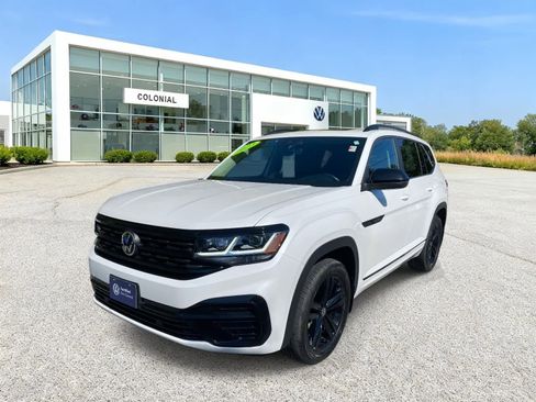 Certified 2023 Volkswagen Atlas SEL R-Line AWD/4WD image 1