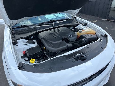 Used 2021 Dodge Charger SXT image 9