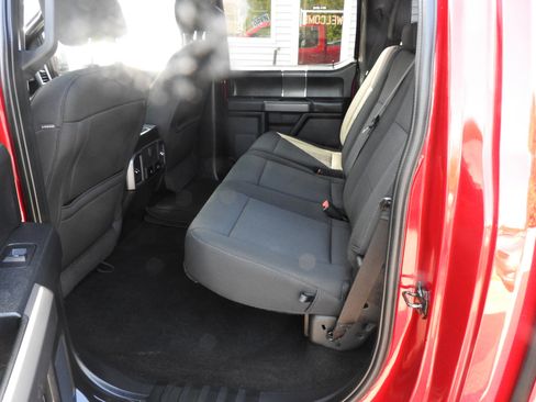 Used 2019 Ford F150 XLT w/ Equipment Group 302A Luxury image 8