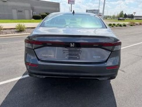 Used 2025 Honda Accord EX-L image 12