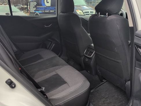 Used 2023 Subaru Outback Premium image 8