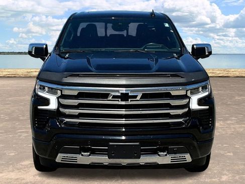 Used 2023 Chevrolet Silverado 1500 High Country AWD/4WD image 5
