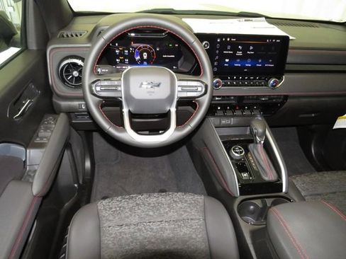 Certified 2024 Chevrolet Colorado Z71 w/ Z71 Convenience Package 2 image 6