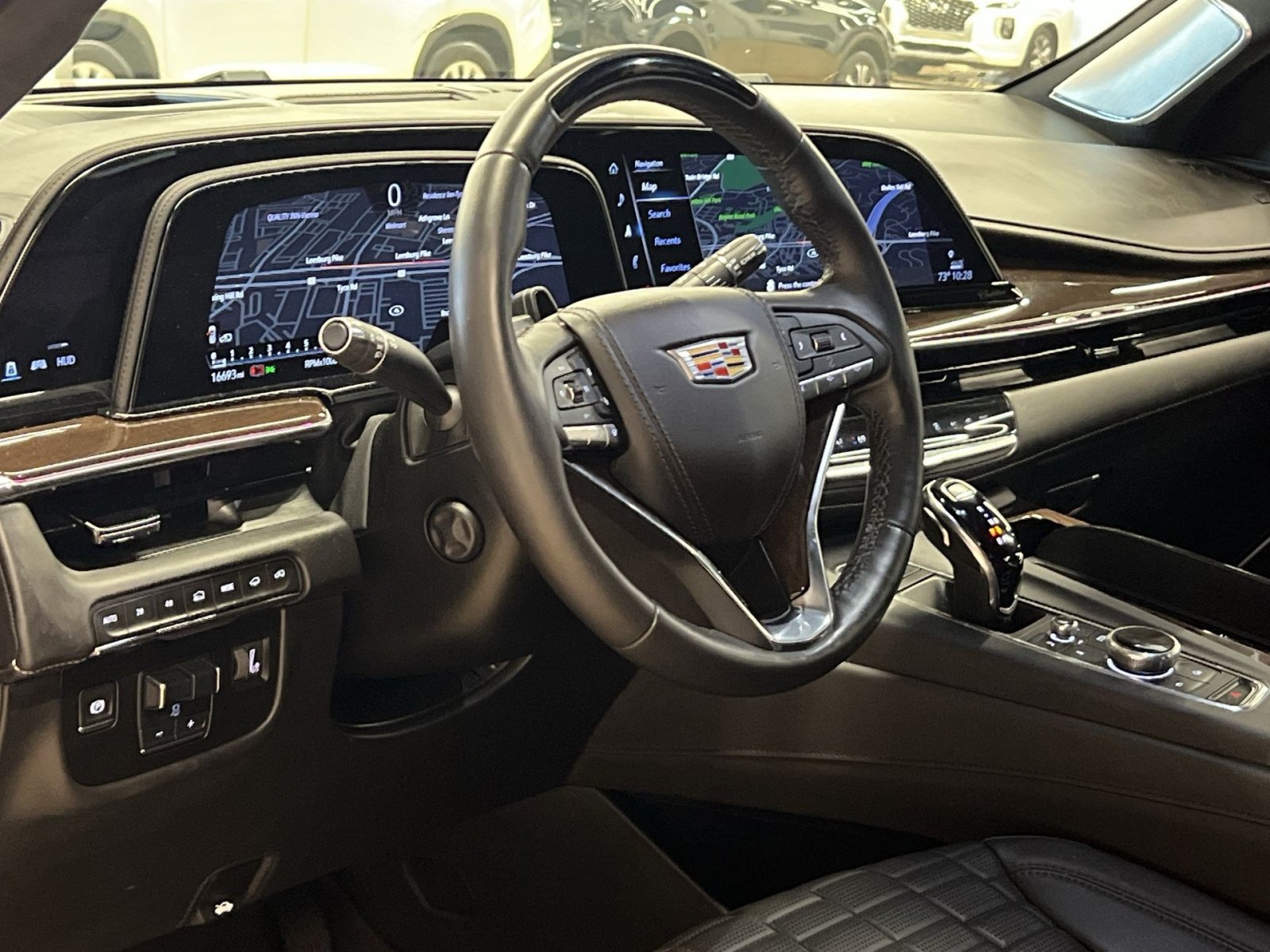 Used 2024 Cadillac Escalade Sport Platinum w/ LPO, Floor Liner Package AWD/4WD image 15