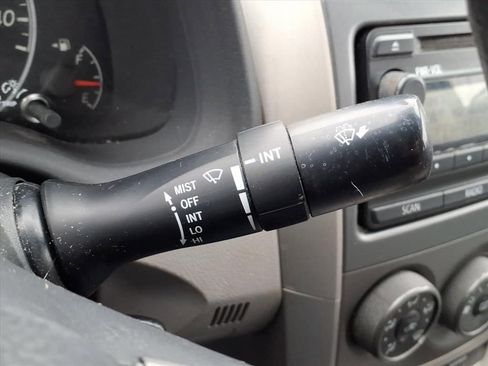 Used 2012 Toyota Corolla LE FWD image 19