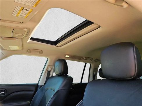 Used 2019 INFINITI QX80 Luxe w/ Proassist Package AWD/4WD image 16