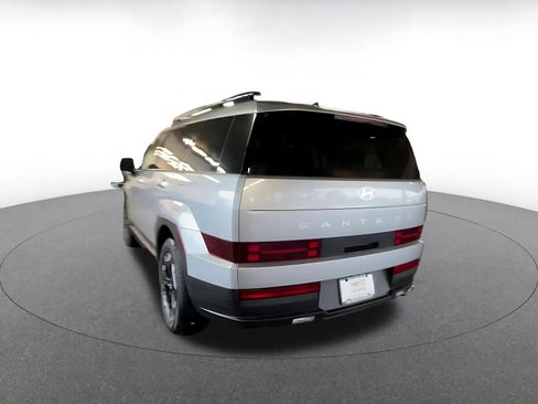 Used 2025 Hyundai Santa Fe SEL image 11