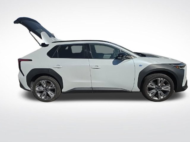 Used 2023 Subaru Solterra AWD image 5