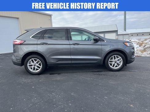 Used 2024 Ford Edge SEL w/ Convenience Package image 3