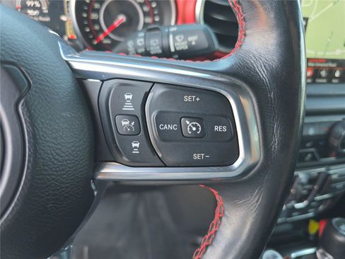 Used 2021 Jeep Wrangler Unlimited Rubicon AWD/4WD image 32