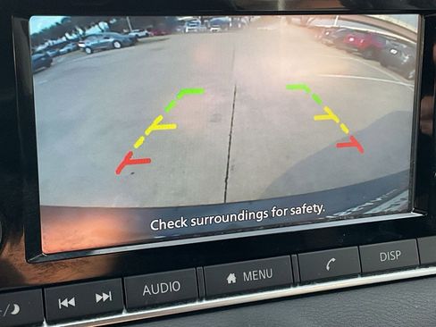 Used 2025 Nissan Sentra S image 30