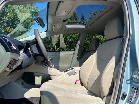 Used 2013 Toyota Prius image 9
