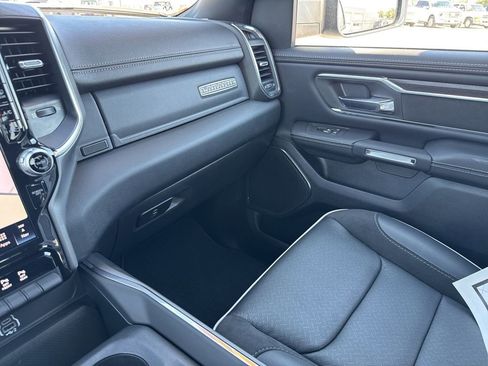 Used 2025 RAM 1500 Laramie image 37