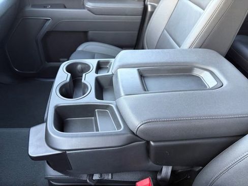 Certified 2025 GMC Sierra 1500 SLT image 25