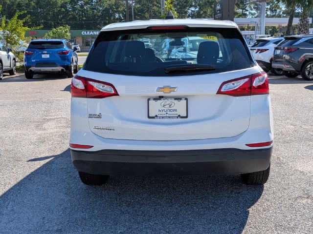 Used 2020 Chevrolet Equinox LS w/ LPO, Floor Liner Package FWD image 6