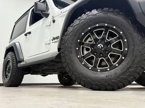 Used 2021 Jeep Wrangler Sport S image 3