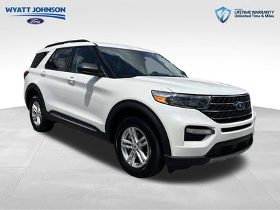 Certified 2024 Ford Explorer XLT w/ Equipment Group 202A