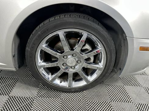 Used 2006 Cadillac STS w/ Preferred Equipment Group RWD image 10