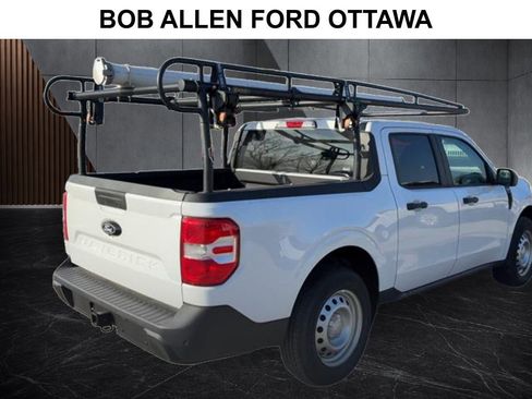Used 2025 Ford Maverick XLT w/ Equipment Group 302A AWD/4WD image 14