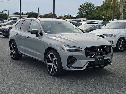 Used 2024 Volvo XC60 B5 Ultimate w/ Protection Package Premier