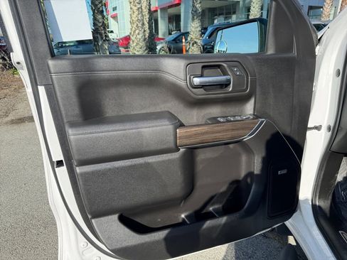 Used 2019 Chevrolet Silverado 1500 LT Trail Boss image 11