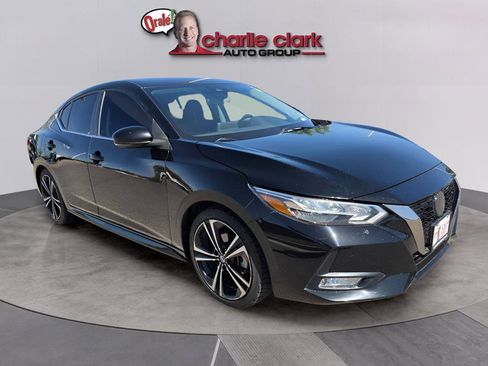 Used 2021 Nissan Sentra SR FWD image 9
