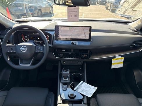 New 2026 Nissan Rogue Platinum w/ Tech Package image 14