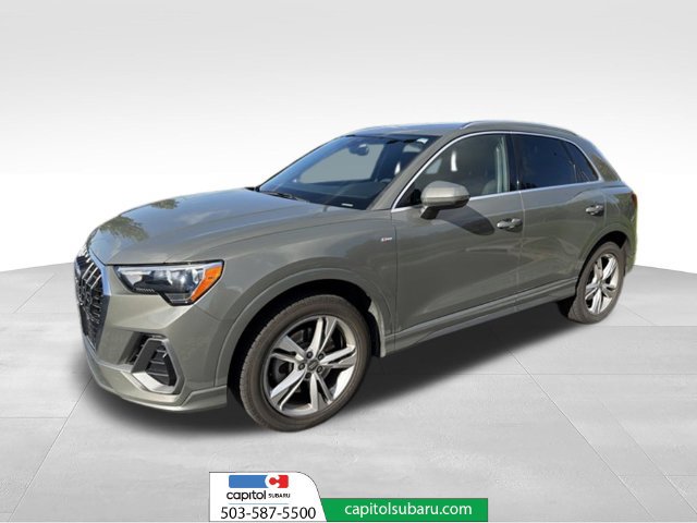 Used 2020 Audi Q3 2.0T Premium w/ Convenience Package AWD/4WD image 10