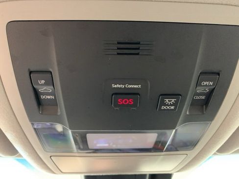 Used 2017 Lexus RX 350 AWD w/ Premium Package image 23