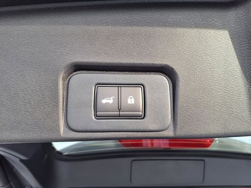 New 2026 Nissan Rogue SV image 10