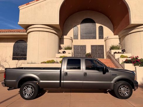 Used 2005 Ford F250 XLT RWD image 7